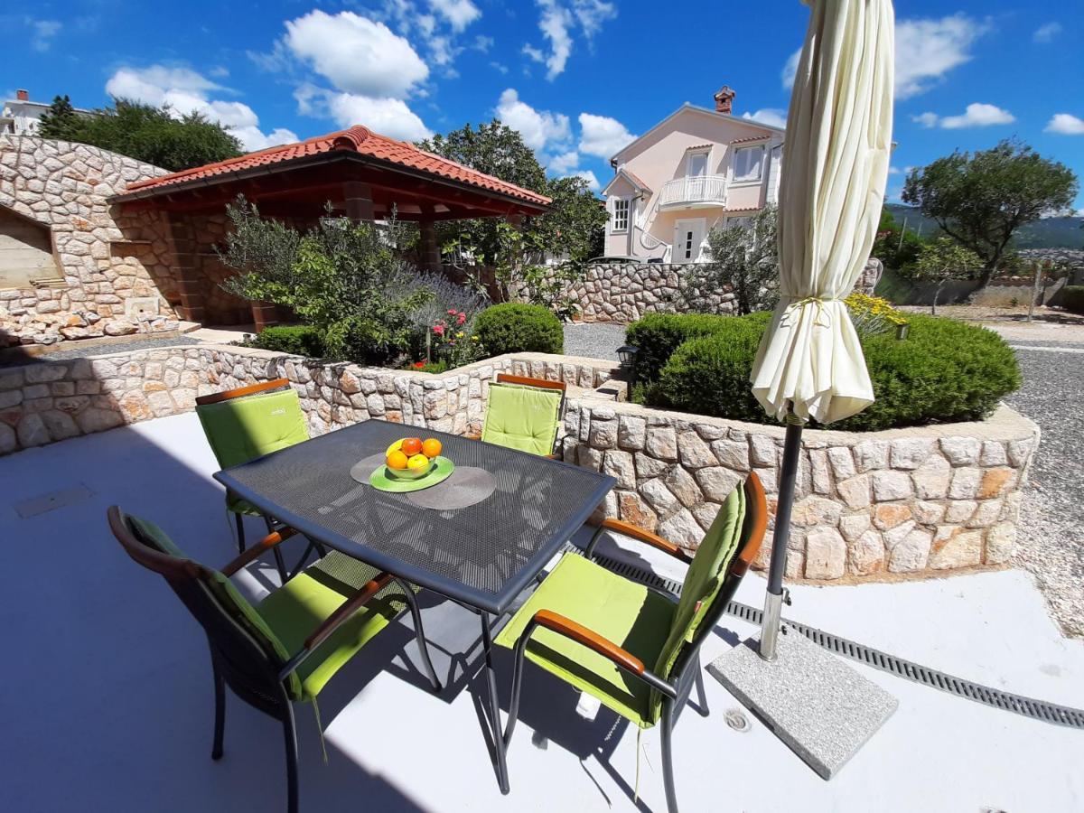 Apartments Pavelic Нови-Винодолски Экстерьер фото