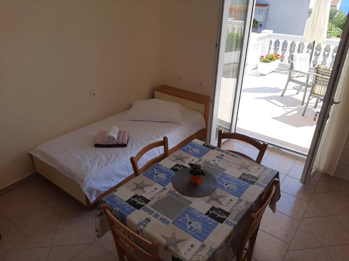 Apartments Pavelic Нови-Винодолски Экстерьер фото