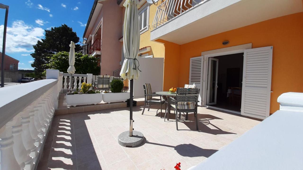 Apartments Pavelic Нови-Винодолски Экстерьер фото